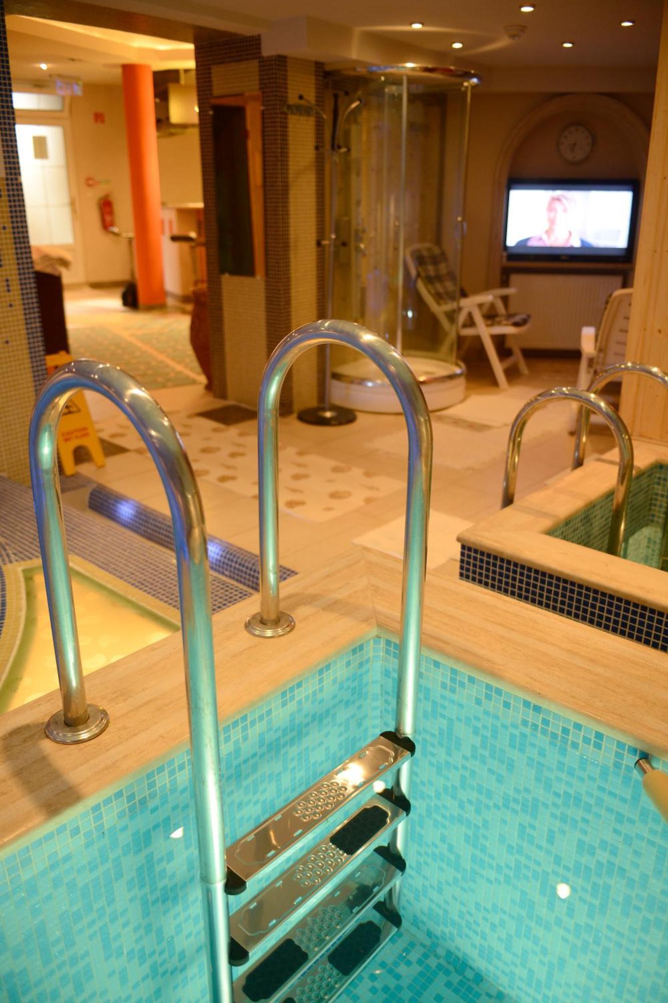 Hotel Balaton Фоньод Экстерьер фото